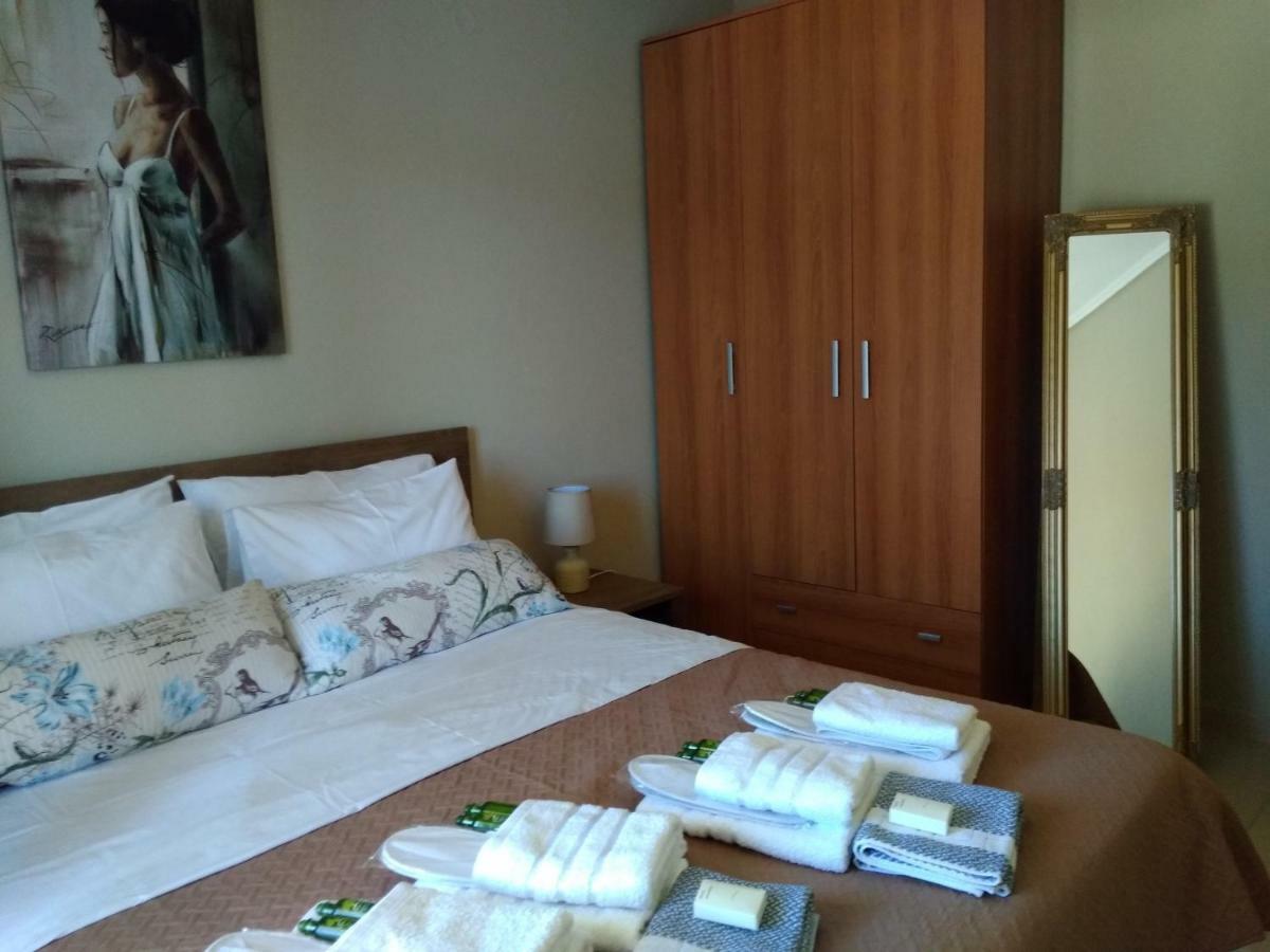 Iris Deluxe Suites 1 Kavala Exterior foto